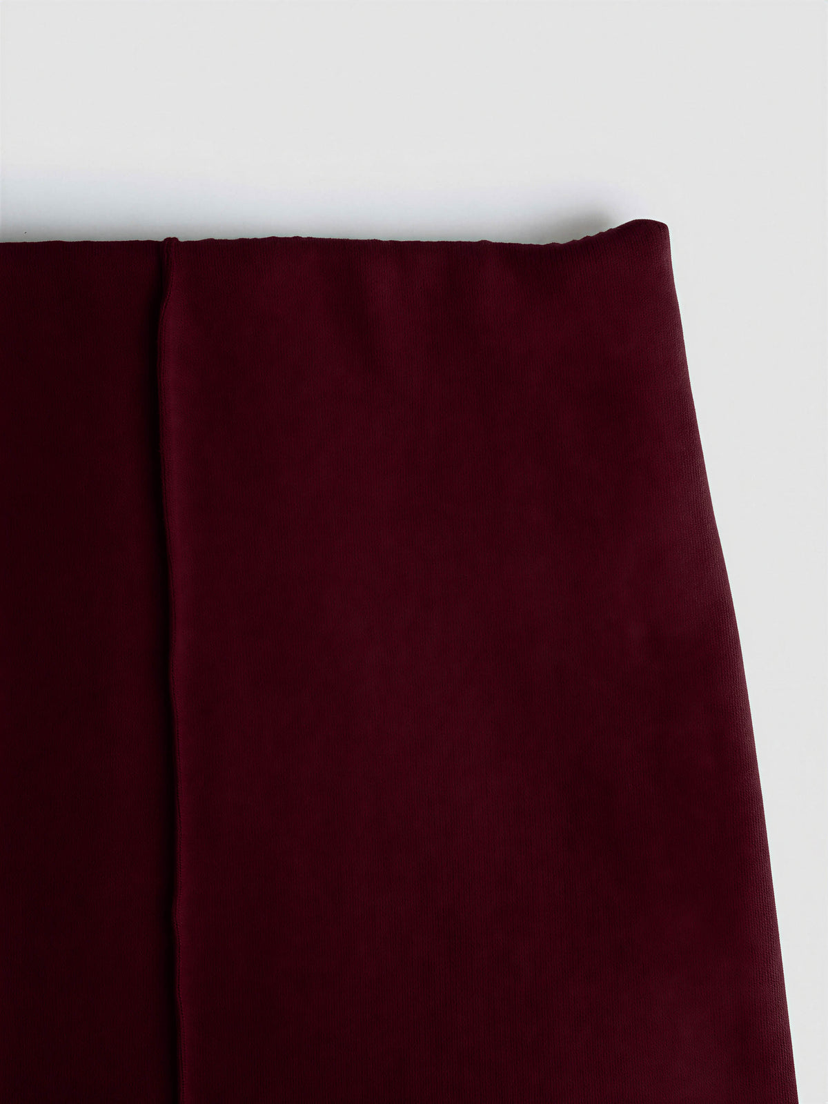 Pantalón largo pinzas angorina liso burdeos