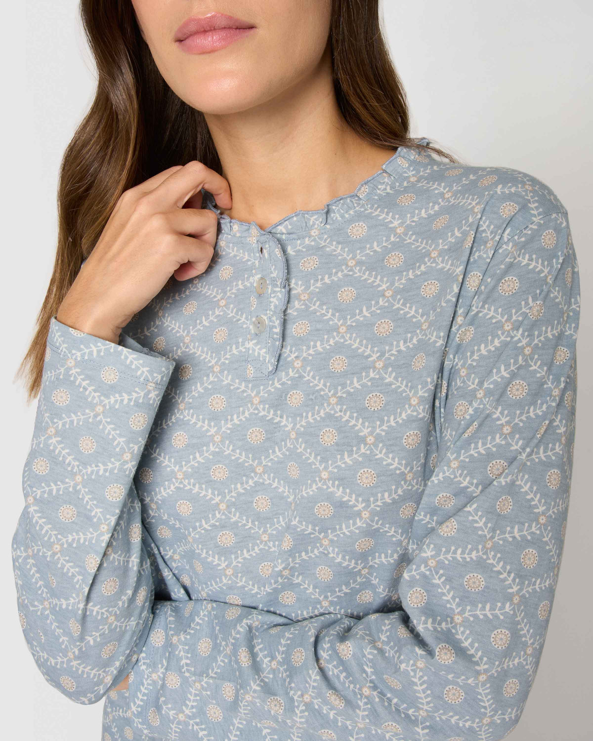 Pijama largo algodón frunce yana celeste