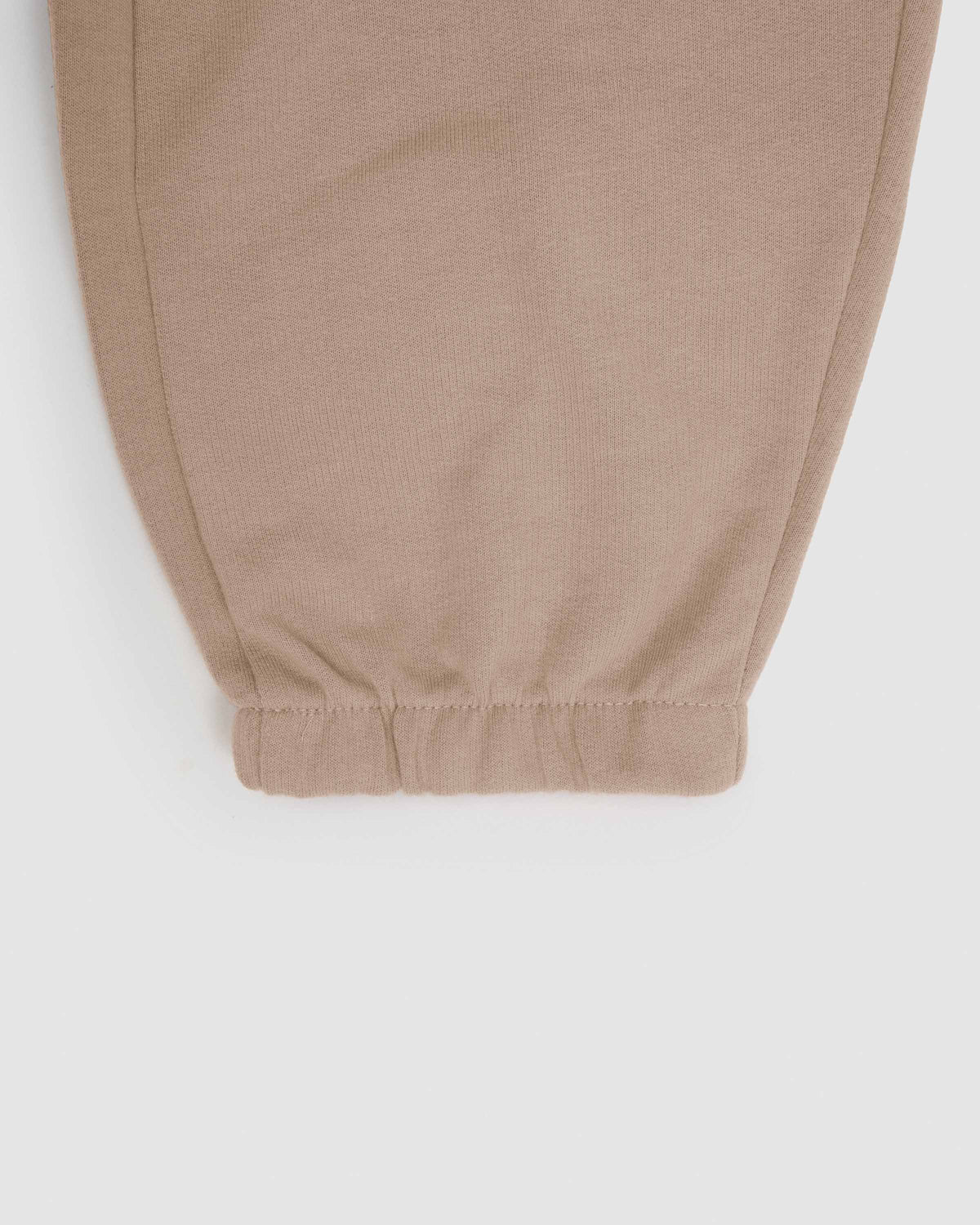Pantalón jogger beige