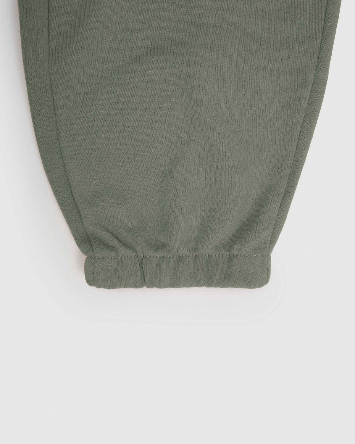 Set deportivo sudadera pantalón jogger verde cacería