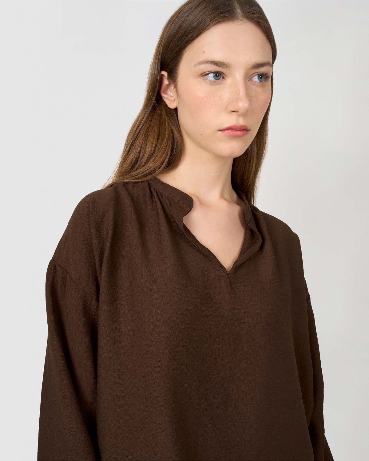 Set blusa y falda midi viscosa lisa chocolate