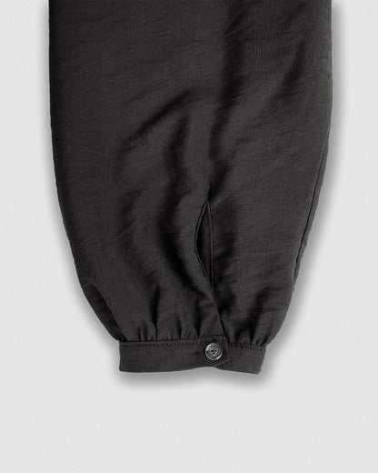 Blusa viscosa cuello pico negro