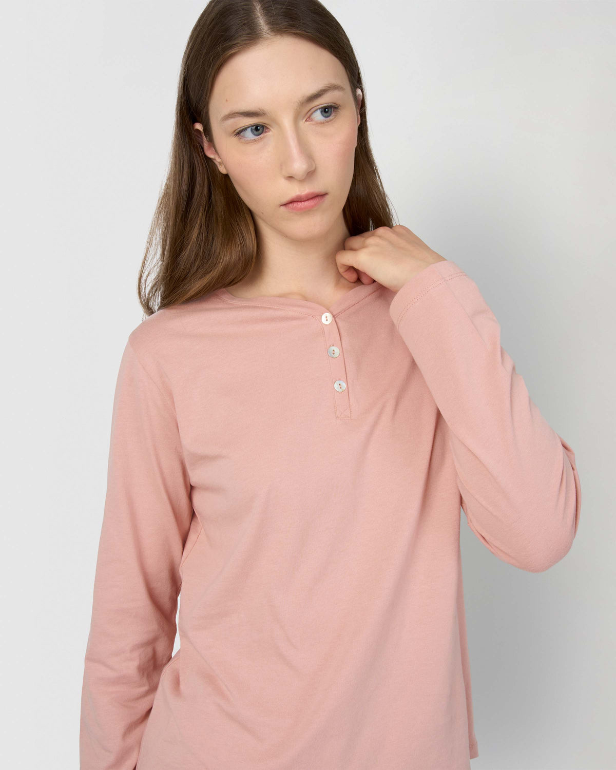 Pijama largo de algodón con escote pico calma rosa claro