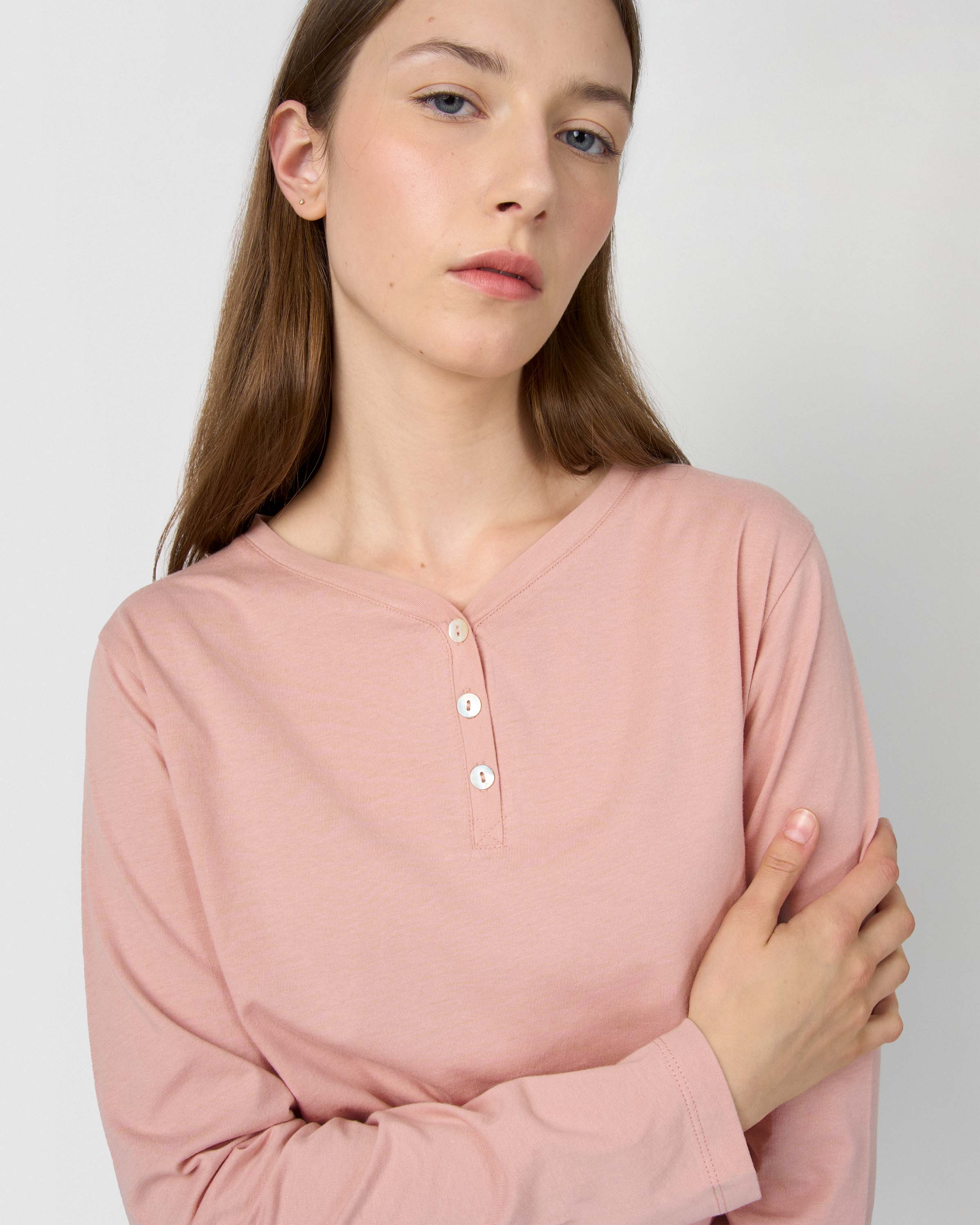 Pijama largo de algodón con escote pico calma rosa claro