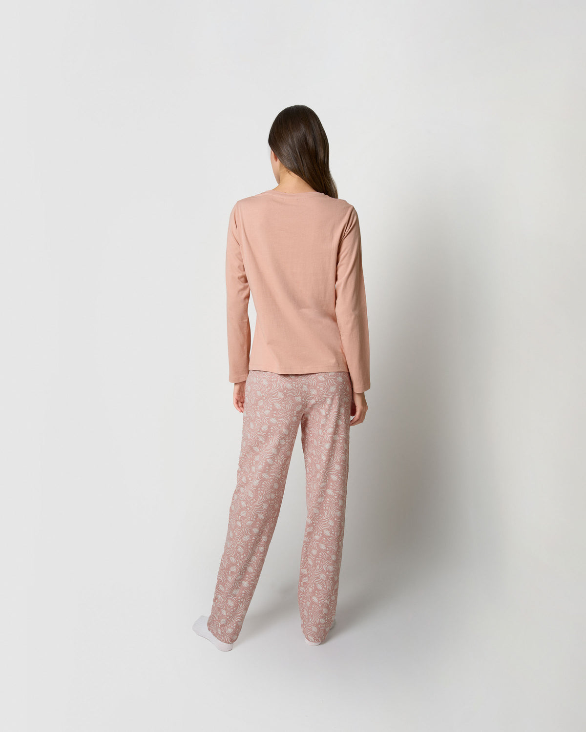 Pijama largo de algodón con escote pico dusty rosa