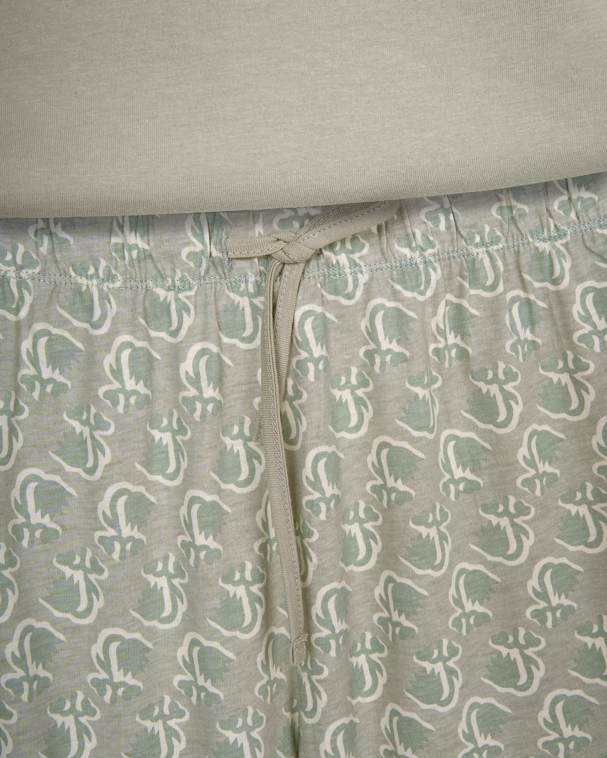 Pijama largo de algodón con escote pico yota verde