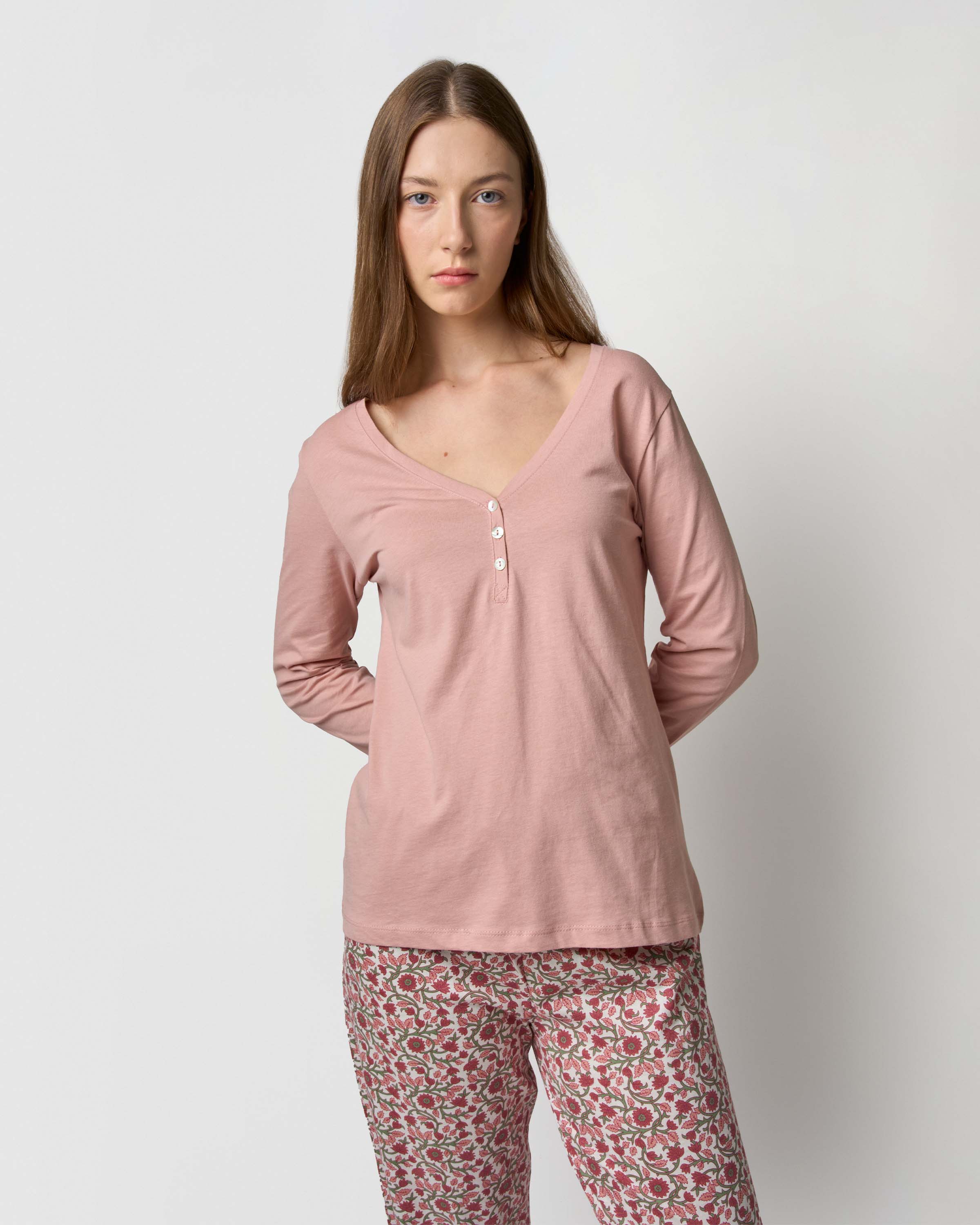 Pijama largo de algodón con escote pico amazonas rosa