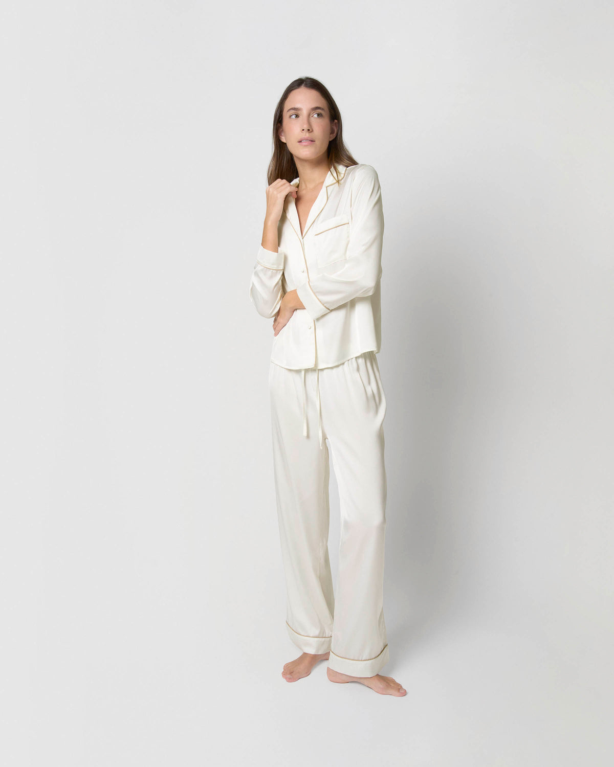 Pijama largo satén friday natural