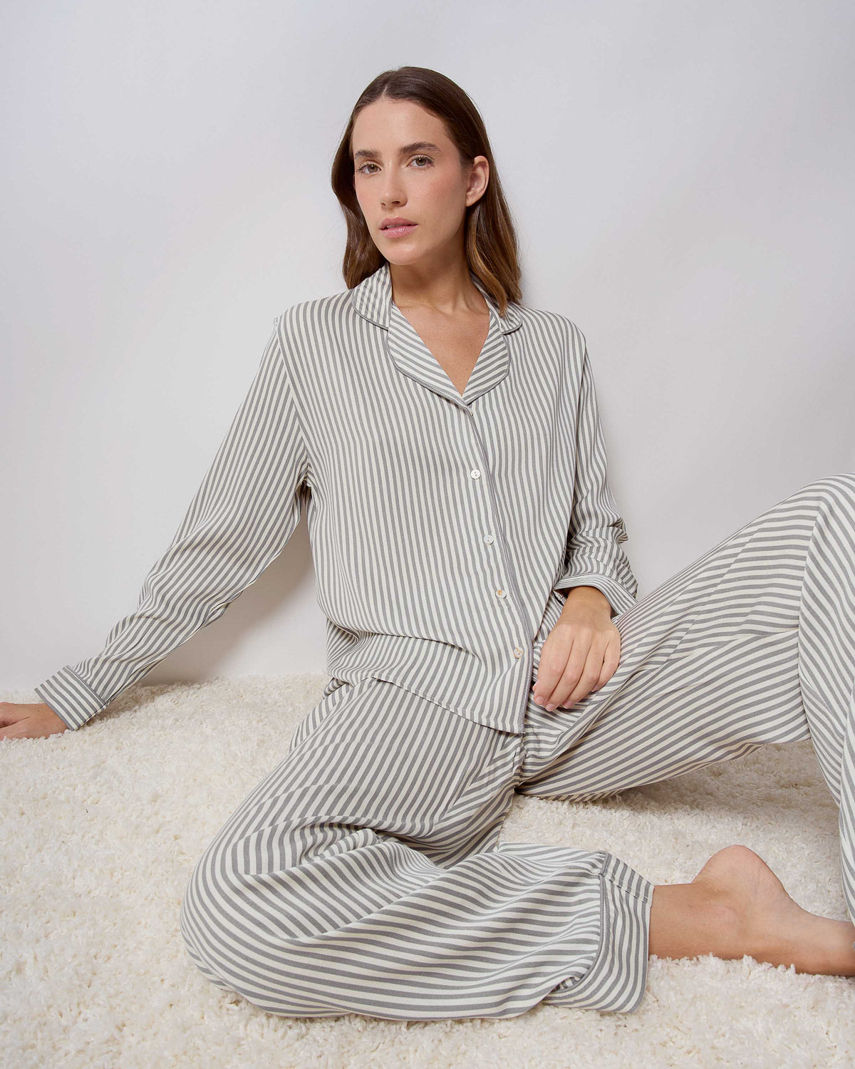 Pijama comprido tipo camisa em viscose às riscas kodac verde keike