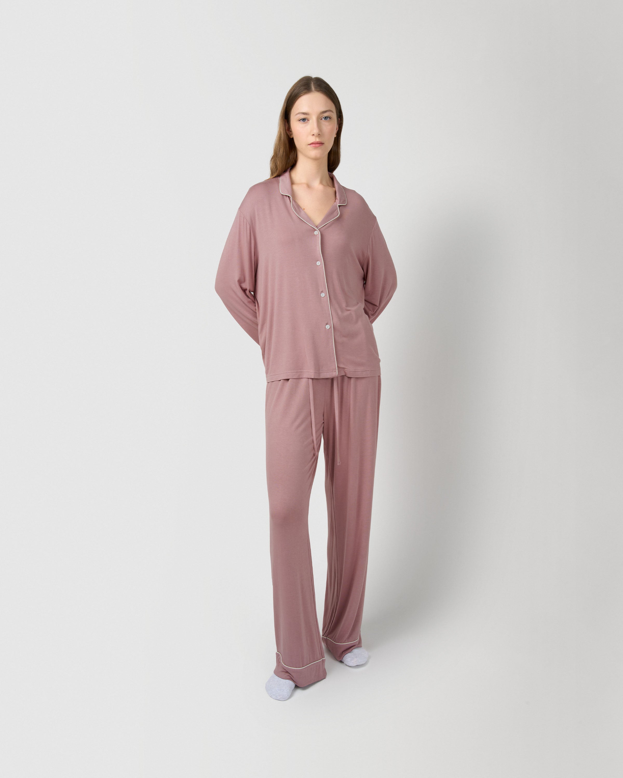 Pijama largo camisero viscosa punto rosa