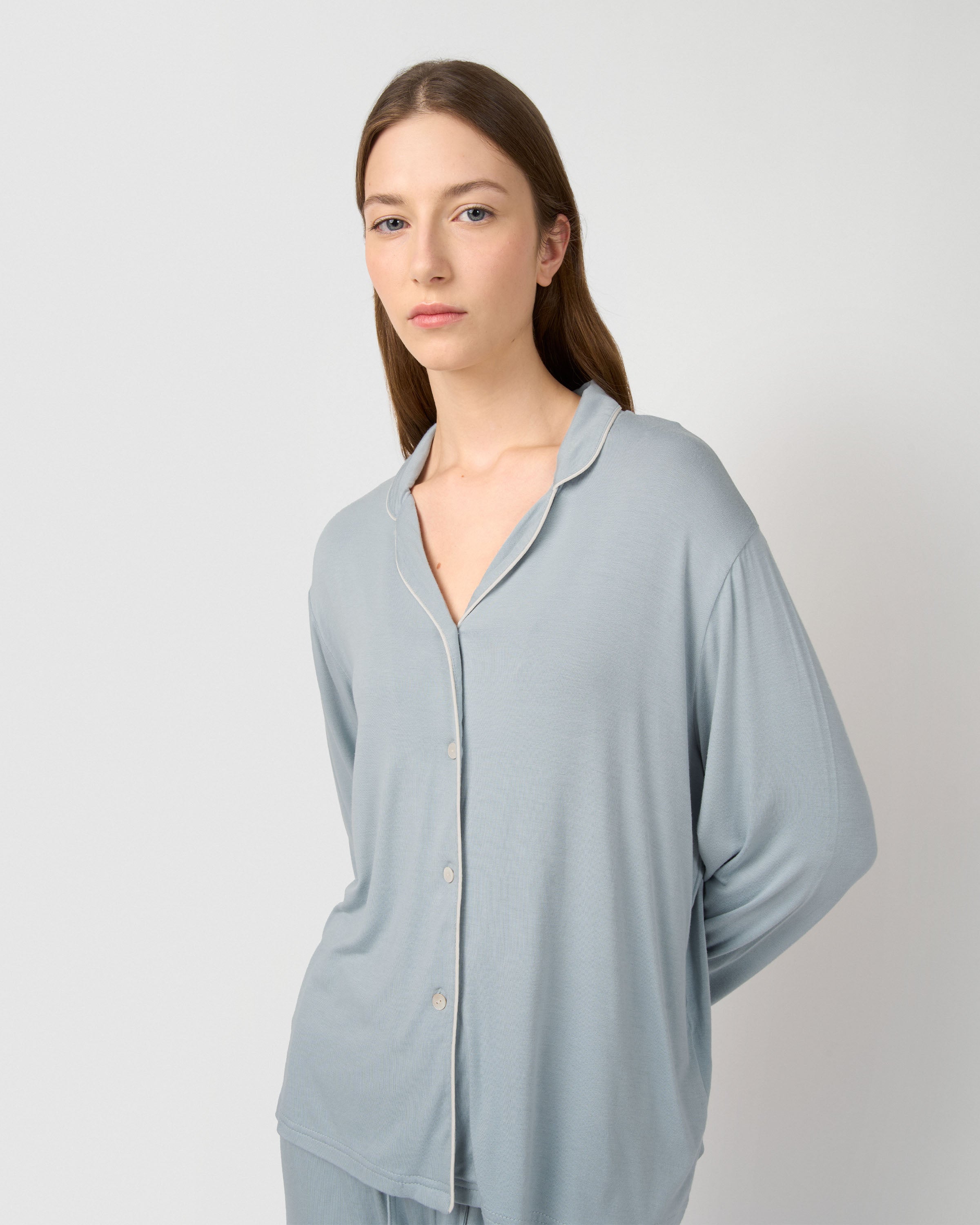 Pijama largo camisero viscosa punto azul agua