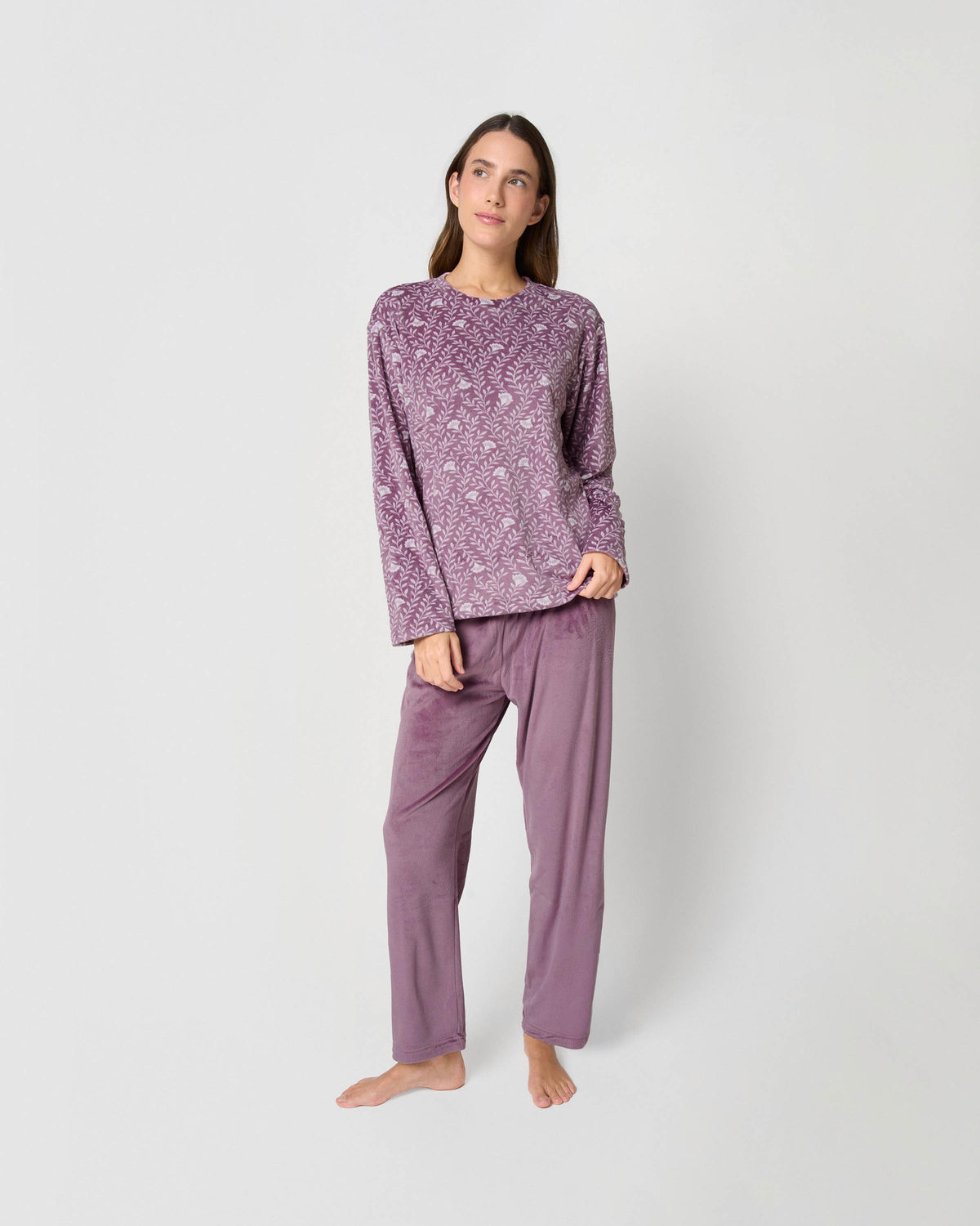 Pijama terciopelo super soft essenza berenjena