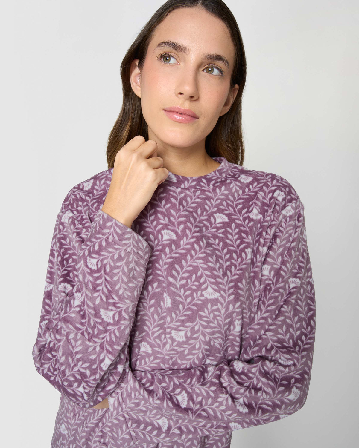 Pijama terciopelo super soft essenza berenjena
