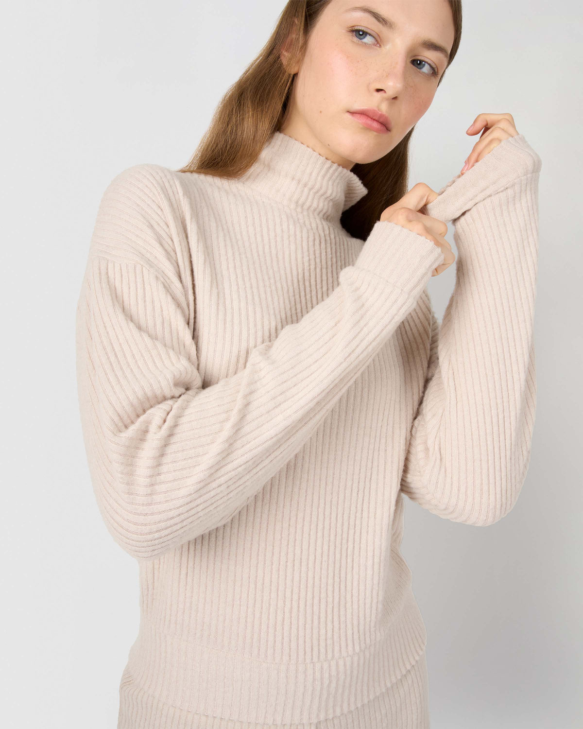 Women's ribbed turtleneck sweater