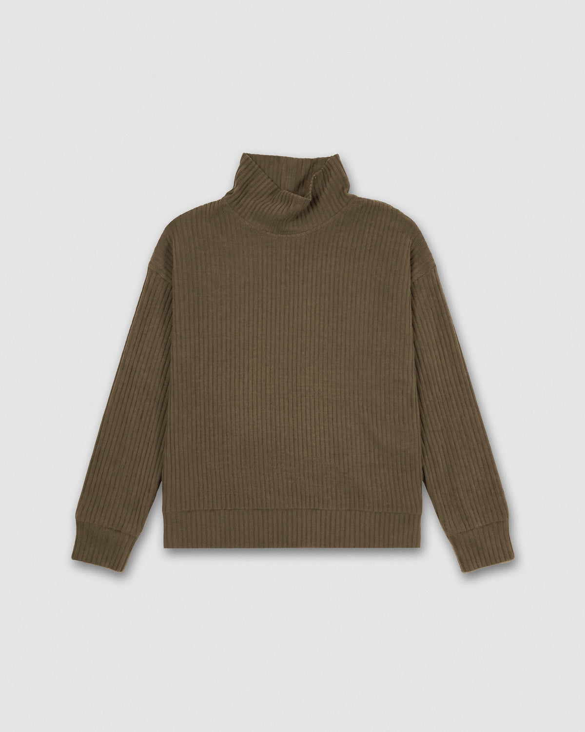 Women's ribbed turtleneck sweater