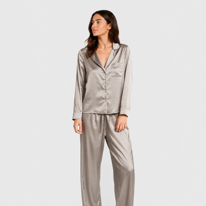Pijama longo de cetim feminino sexta-feira
