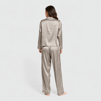 Pijama longo de cetim feminino sexta-feira