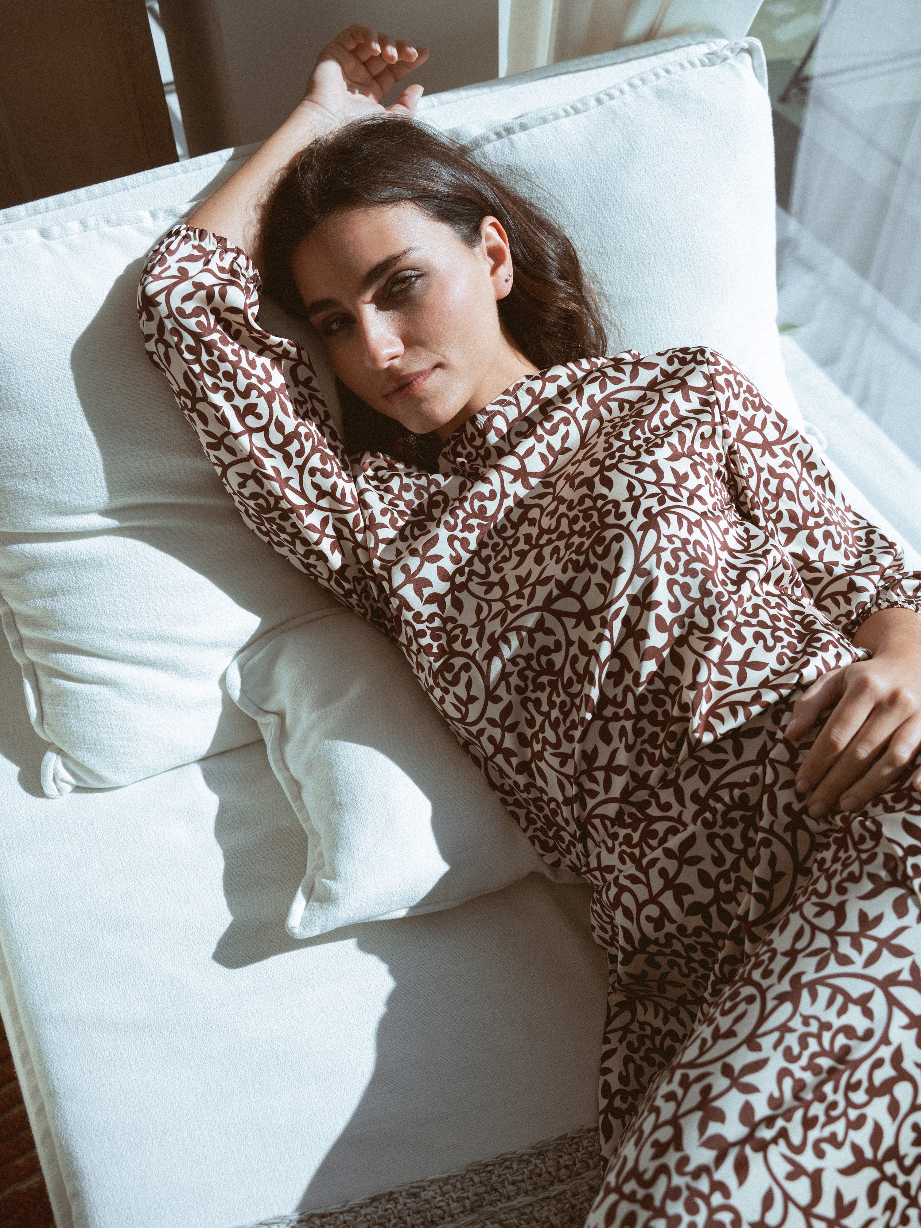 Blusa satén aladero marrón